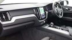 2025 (74) VOLVO XC60 2.0 B5P Plus Dark 5dr AWD Geartronic 5657391