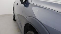 2025 (74) VOLVO XC60 2.0 B5P Plus Dark 5dr AWD Geartronic 5657367