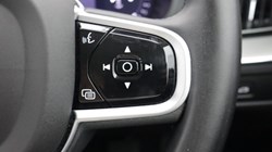 2025 (74) VOLVO XC60 2.0 B5P Plus Dark 5dr AWD Geartronic 5657402
