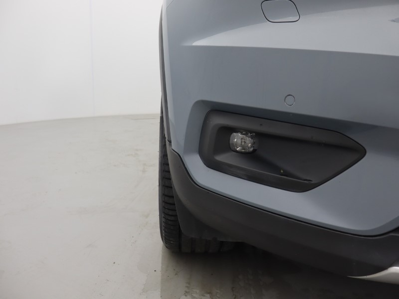 2020 (69) VOLVO XC40 2.0 T4 Momentum Pro 5dr AWD Geartronic 5661225