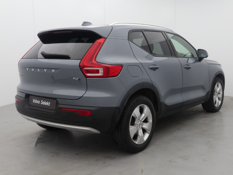 2020 (69) VOLVO XC40 2.0 T4 Momentum Pro 5dr AWD Geartronic 5661220