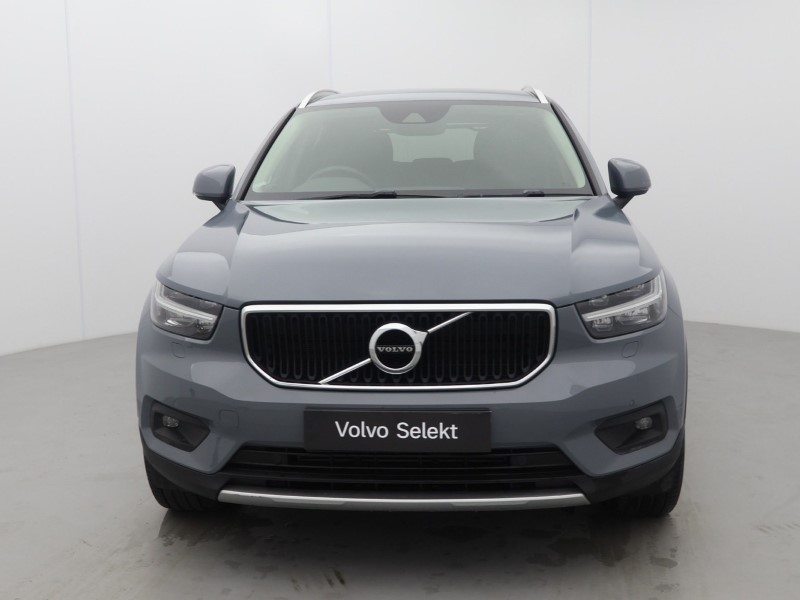 2020 (69) VOLVO XC40 2.0 T4 Momentum Pro 5dr AWD Geartronic 5661214