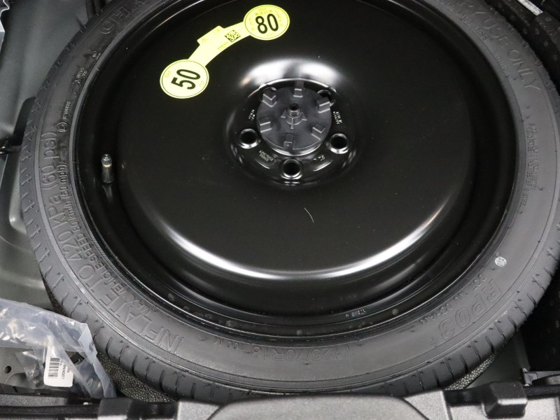 2025 (75) VOLVO XC40 2.0 B3P Ultra Dark 5dr Auto 5653967