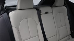 2025 (75) VOLVO XC40 2.0 B3P Ultra Dark 5dr Auto 5653992