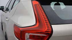 2023 (23) VOLVO XC40 2.0 B3P Plus Dark 5dr Auto 5667775