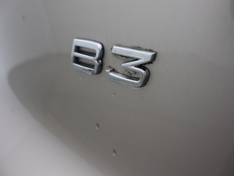2023 (23) VOLVO XC40 2.0 B3P Plus Dark 5dr Auto 5667777