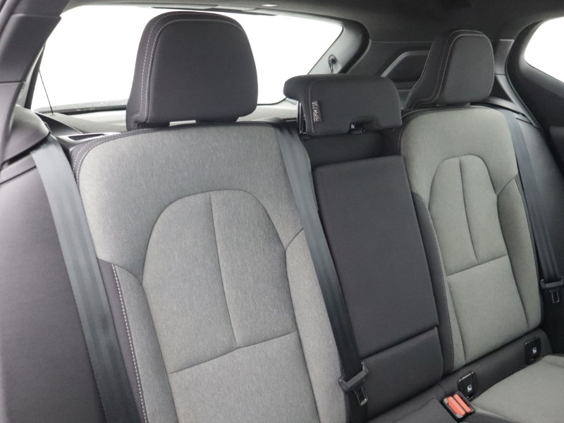 2023 (23) VOLVO XC40 2.0 B3P Plus Dark 5dr Auto 5667800