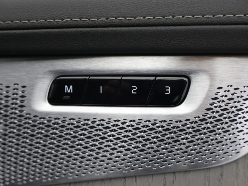 2025 (25) VOLVO XC90 2.0 B5P Ultra Dark 5dr AWD Geartronic 5681973