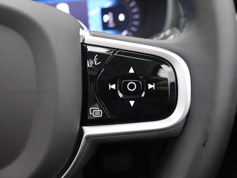 2025 (25) VOLVO XC90 2.0 B5P Ultra Dark 5dr AWD Geartronic 5681996