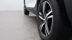 2023 (72) VOLVO XC40 2.0 B3P Plus Dark 5dr Auto 5683927