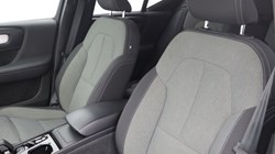 2023 (72) VOLVO XC40 2.0 B3P Plus Dark 5dr Auto 5683942