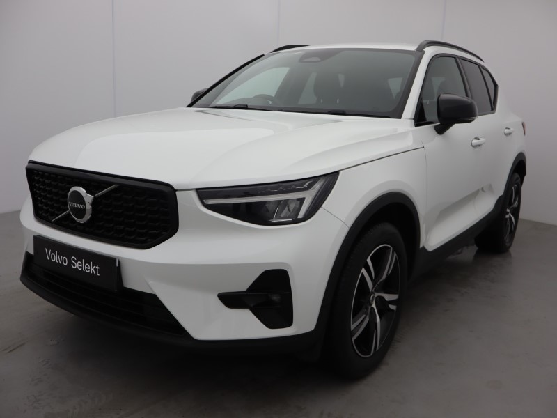 2023 (72) VOLVO XC40 2.0 B3P Plus Dark 5dr Auto 5683915