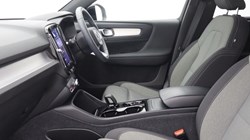 2023 (72) VOLVO XC40 2.0 B3P Plus Dark 5dr Auto 5683941