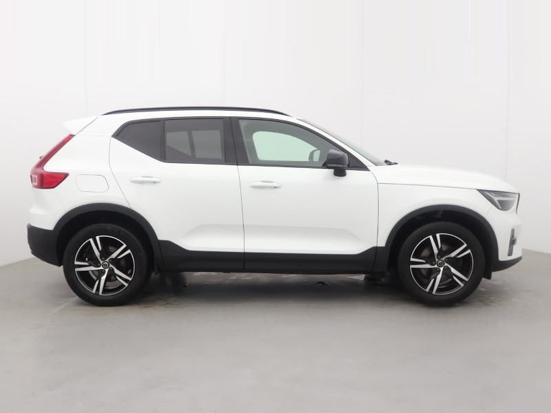 2023 (72) VOLVO XC40 2.0 B3P Plus Dark 5dr Auto 5684030