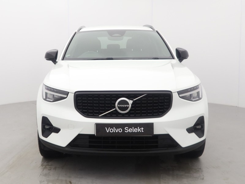 2023 (72) VOLVO XC40 2.0 B3P Plus Dark 5dr Auto 5684026