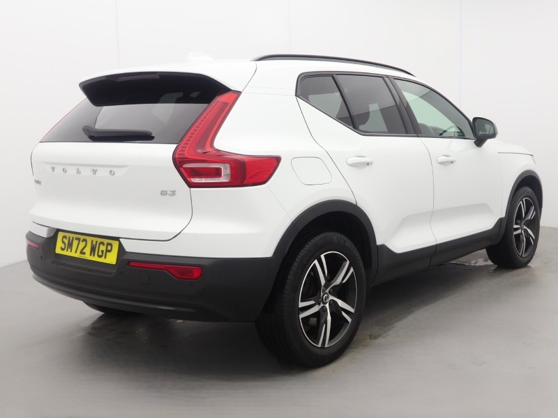 2023 (72) VOLVO XC40 2.0 B3P Plus Dark 5dr Auto 5684032