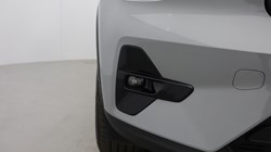 2025 (25) VOLVO XC40 2.0 B4P Plus Dark 5dr Auto *VAT QUALIFYING* 5701623