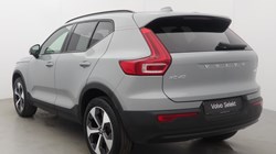 2025 (25) VOLVO XC40 2.0 B4P Plus Dark 5dr Auto *VAT QUALIFYING* 5701617