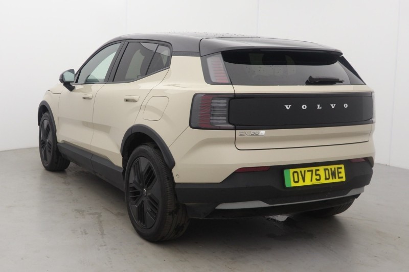 2025 (75) VOLVO EX30 315kW TM Perf Cross Country Ultra 69kWh 5dr Auto