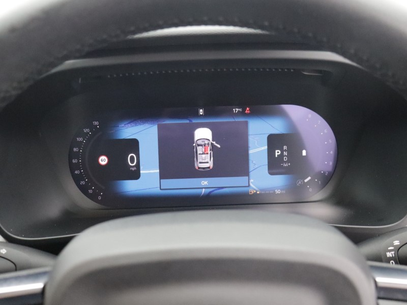 2025 (75) VOLVO XC40 2.0 B4P Plus Dark 5dr Auto 5693853