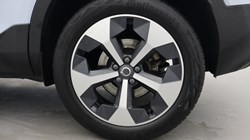 2025 (75) VOLVO XC40 2.0 B4P Plus Dark 5dr Auto 5693828