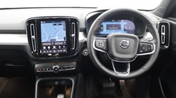 2025 (75) VOLVO XC40 2.0 B4P Plus Dark 5dr Auto 5693849