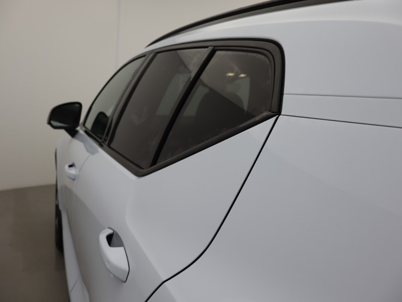 2025 (75) VOLVO XC40 2.0 B4P Plus Dark 5dr Auto 5693827