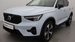2025 (75) VOLVO XC40 2.0 B4P Plus Dark 5dr Auto 5693818