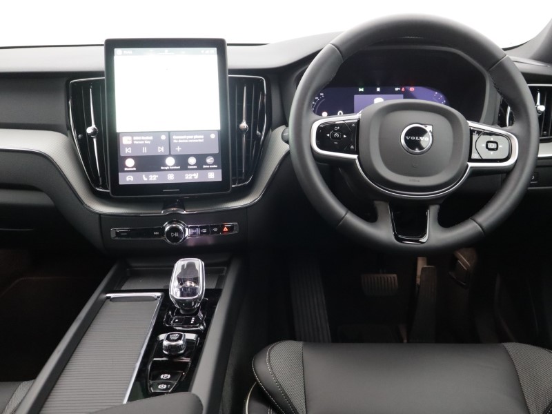 2026 (75) VOLVO XC60 2.0 B5P Plus Black Edition 5dr AWD Geartronic 5687838
