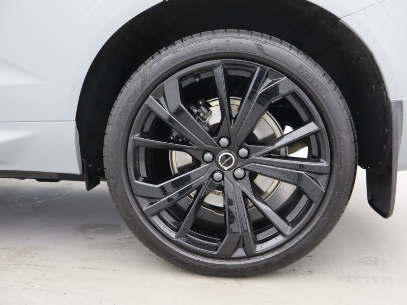 2026 (75) VOLVO XC60 2.0 B5P Plus Black Edition 5dr AWD Geartronic 5687814