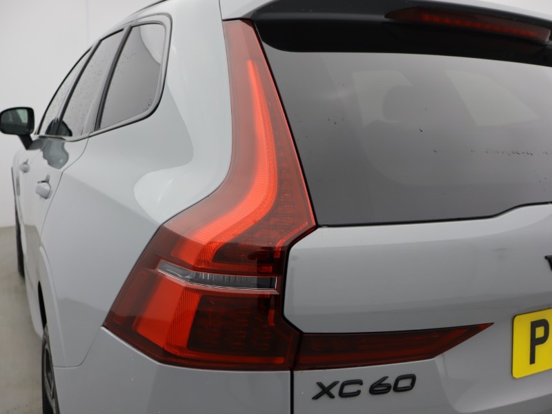 2026 (75) VOLVO XC60 2.0 B5P Plus Black Edition 5dr AWD Geartronic 5687804