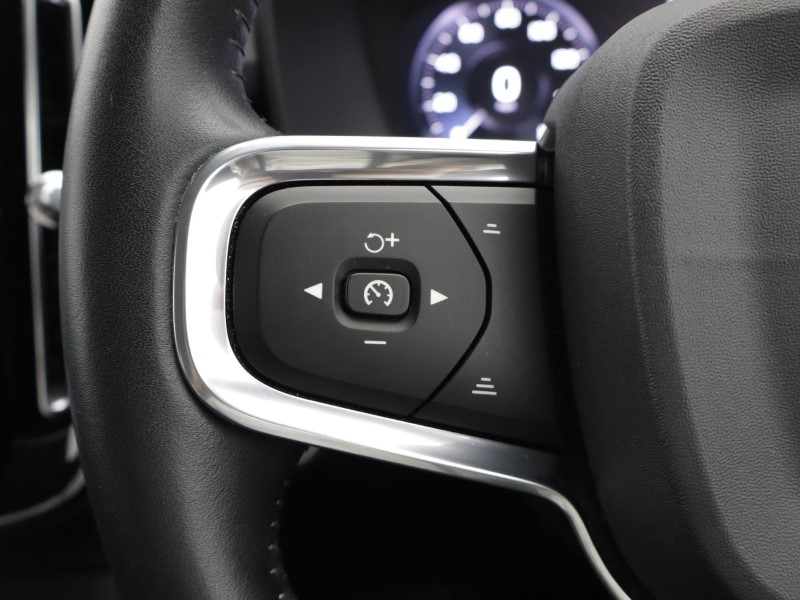2020 (69) VOLVO XC40 1.5 T5 [262] Hybrid Inscription 5dr Geartronic 5757595