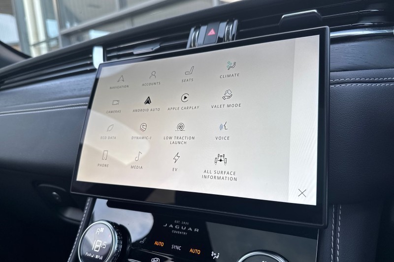 2022 (22) JAGUAR F-PACE 2.0 P400e R-Dynamic Black 5dr Auto AWD 4848933