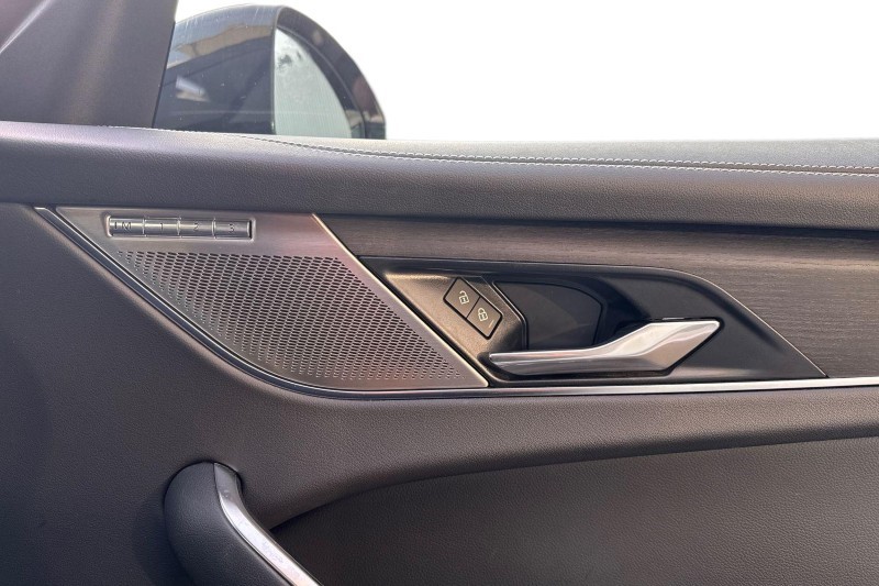 2022 (22) JAGUAR F-PACE 2.0 P400e R-Dynamic Black 5dr Auto AWD 4848922