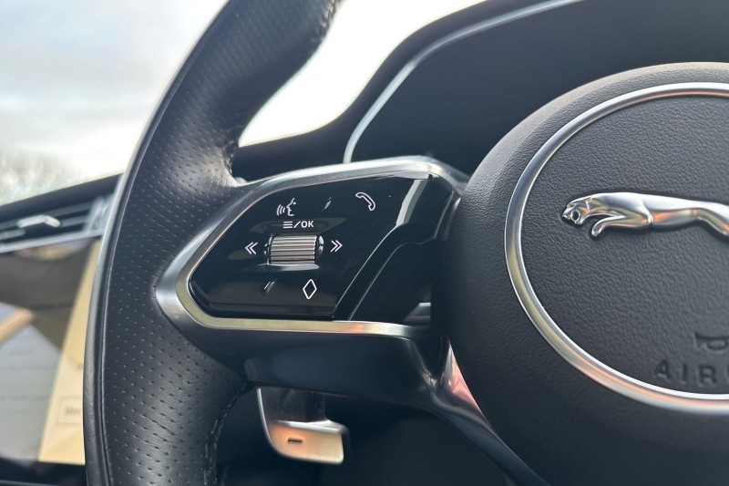 2022 (22) JAGUAR F-PACE 2.0 P400e R-Dynamic Black 5dr Auto AWD 4848928