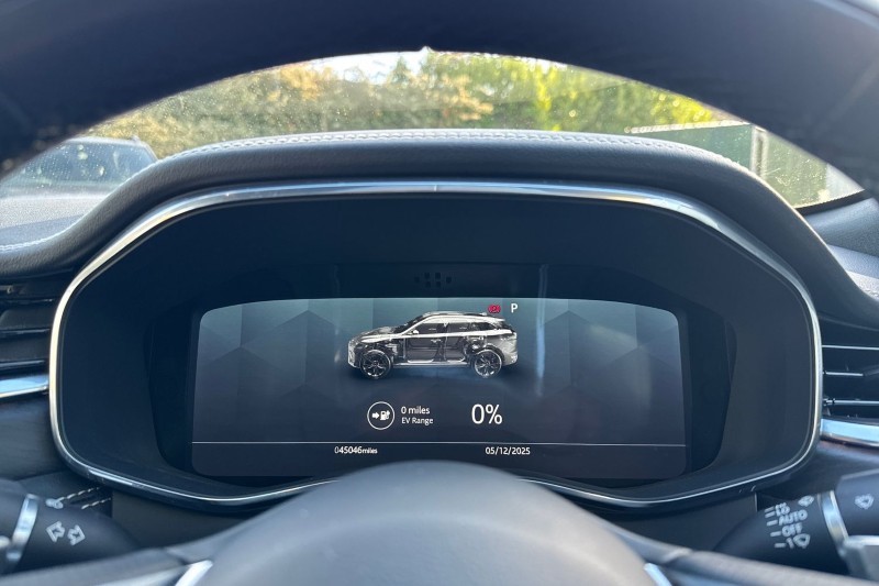 2022 (22) JAGUAR F-PACE 2.0 P400e R-Dynamic Black 5dr Auto AWD 4848916