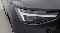 2025 (25) VOLVO XC40 2.0 B3P Ultra Bright 5dr Auto 5729800