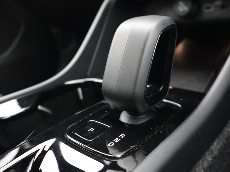 2025 (25) VOLVO XC40 2.0 B3P Plus Dark 5dr Auto 5763337