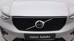 2025 (25) VOLVO XC40 2.0 B3P Plus Dark 5dr Auto 5763292