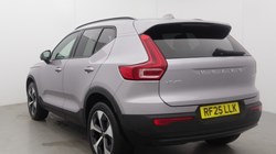2025 (25) VOLVO XC40 2.0 B3P Plus Dark 5dr Auto 5763347