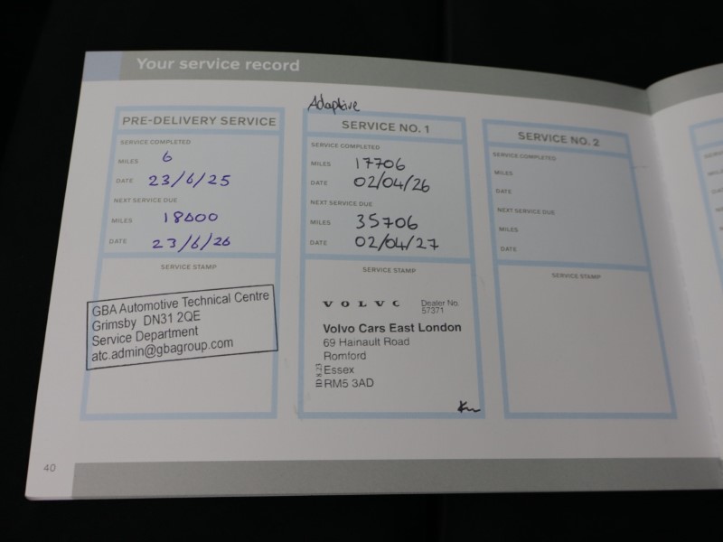 2025 (25) VOLVO XC40 2.0 B3P Plus Dark 5dr Auto 5763340