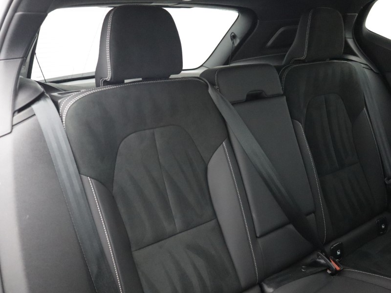 2025 (25) VOLVO XC40 2.0 B3P Plus Dark 5dr Auto 5763321