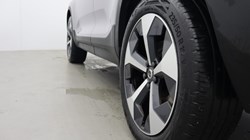 2025 (25) VOLVO XC40 2.0 B3P Plus Dark 5dr Auto 5763303