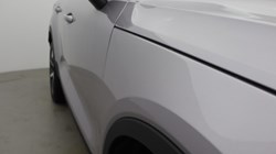 2025 (25) VOLVO XC40 2.0 B3P Plus Dark 5dr Auto 5763294