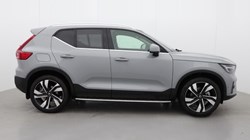 2025 (75) VOLVO XC40 2.0 B4P Ultra Bright 5dr Auto 5734321