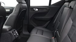 2025 (75) VOLVO XC40 2.0 B4P Ultra Bright 5dr Auto 5734337
