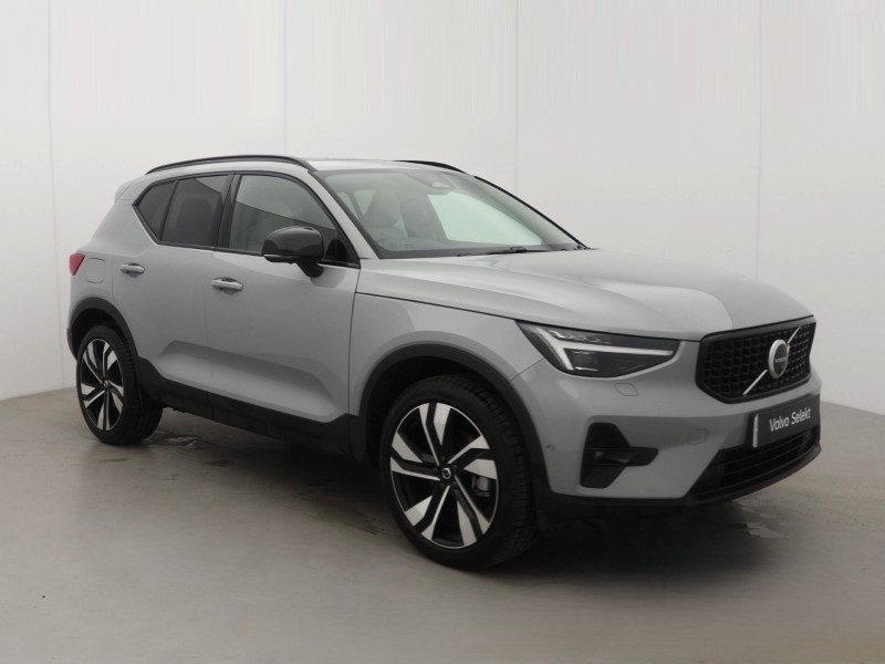2025 (75) VOLVO XC40 2.0 B4P Ultra Dark 5dr Auto