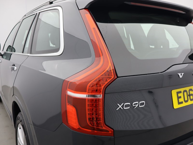 2019 (69) VOLVO XC90 2.0 D5 PowerPulse Momentum Pro 5dr AWD Geartronic 5758260