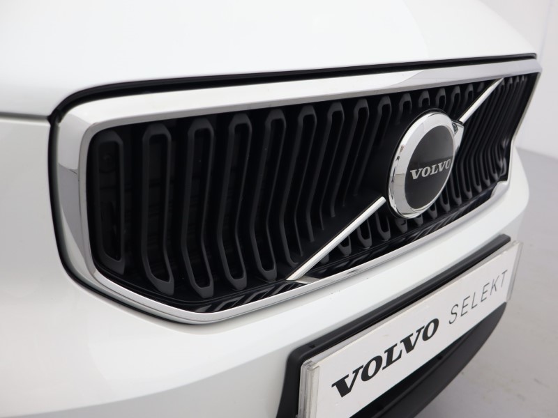 2025 (25) VOLVO XC40 2.0 B3P Core 5dr Auto 5745022