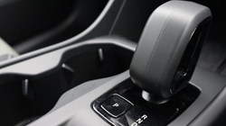 2025 (25) VOLVO XC40 2.0 B3P Core 5dr Auto 5745017